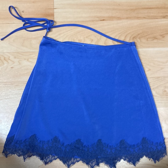 URBAN OUTFITTERS purple lilac wraparound skirt - Picture 3 of 6